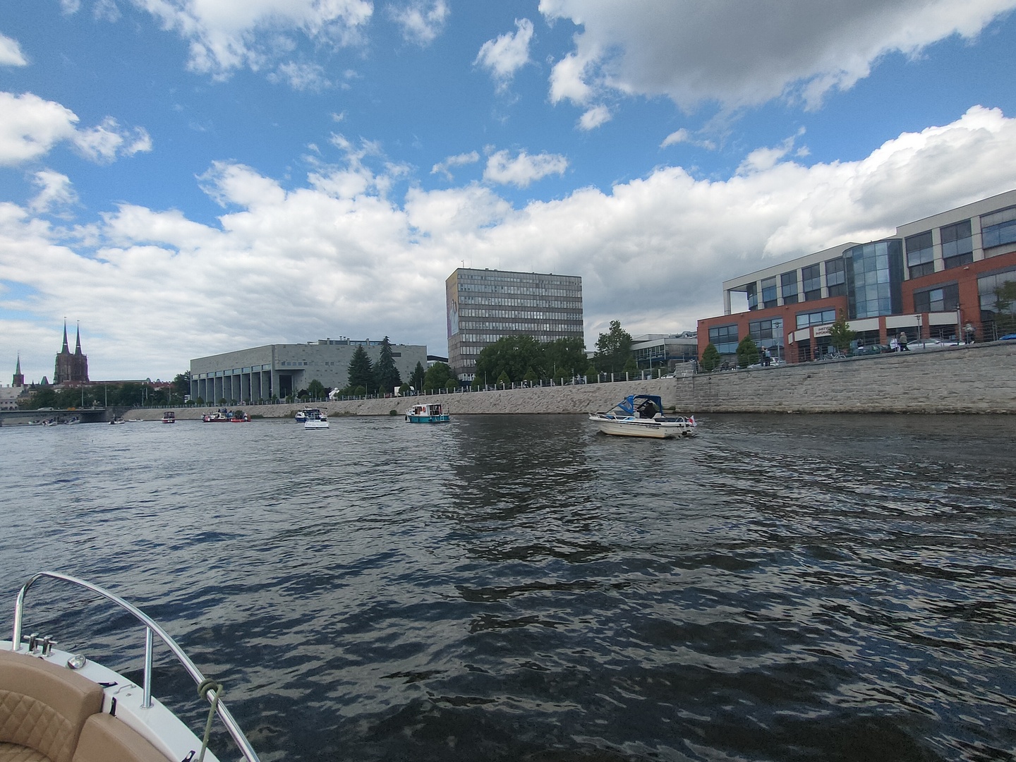 Statki podczas Parady Wrocław Odra Dni Odry
