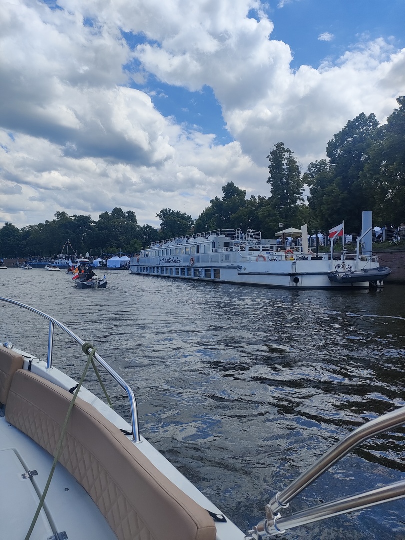 Dni Odry Parada Statków Wrocław bulwary