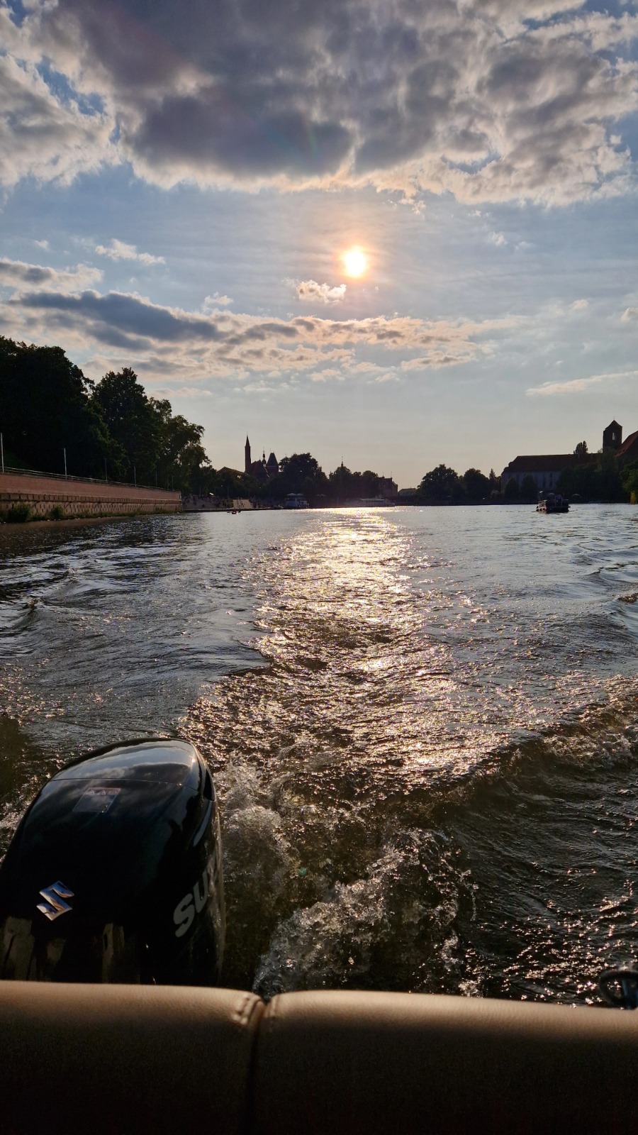 Zlota godzina Odra Wroclaw rejs